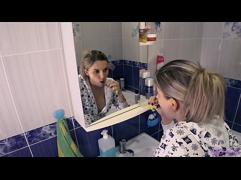 ❤️ Kappen met jong in pyjama eindigt oraal cum in kont - letty zwart ❤ Quality sex at nl.xxxdesichudai.ru ☑